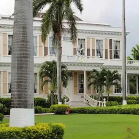 Comfy, Central & Elegant Studio New Kingston Exterior photo