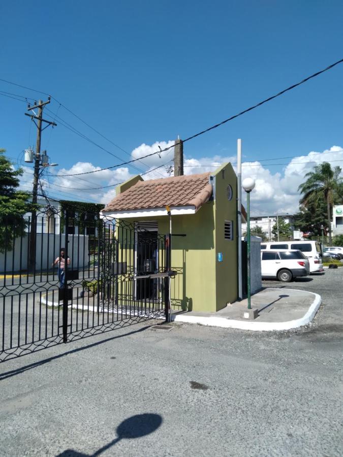 Comfy, Central & Elegant Studio New Kingston Exterior photo